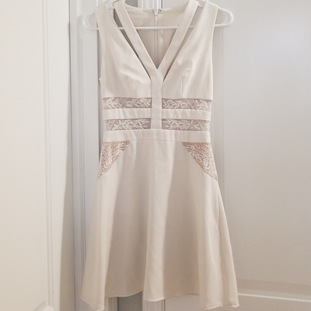 BCBGMAXAZRIA White Shay Dress Size 0